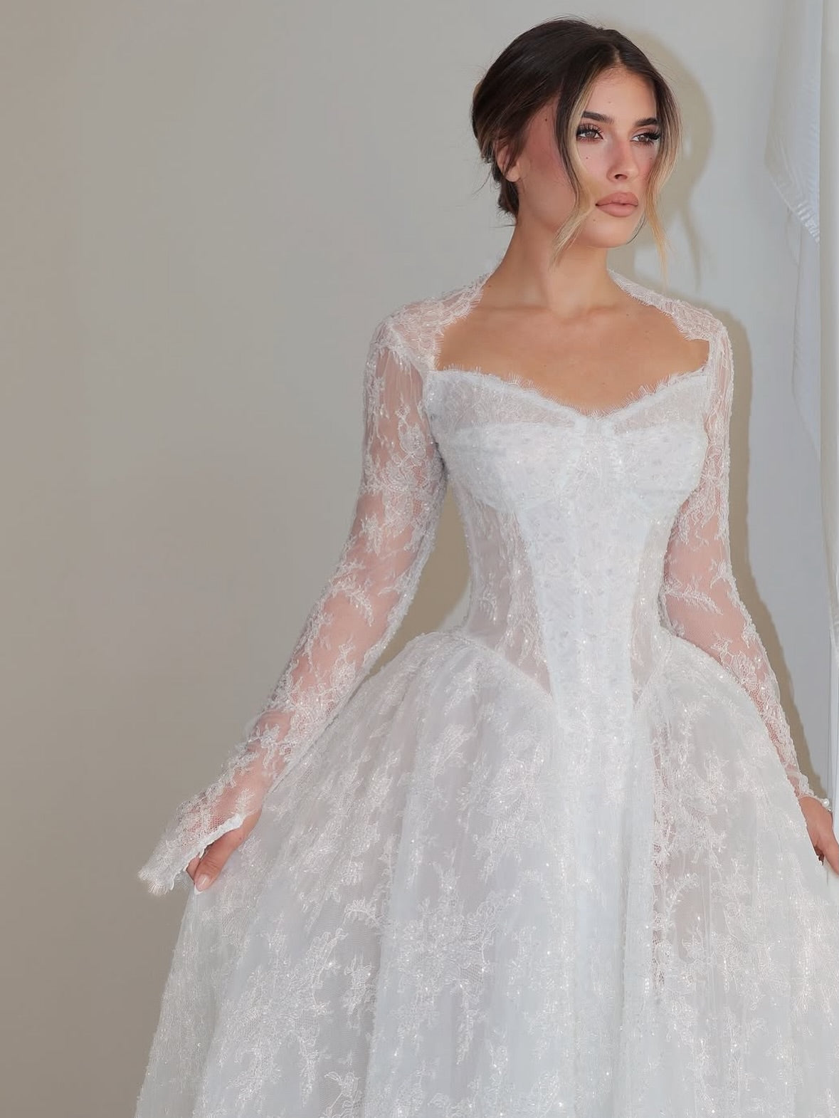 Long Sleeve Corset Lace Ball Gown Wedding Dress