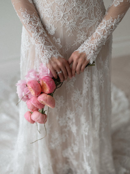 Vintage High Neck Lace Long Sleeve Wedding Dress