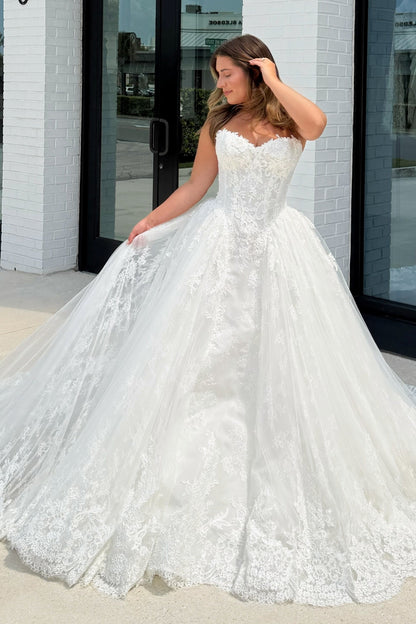 Strapless Sweetheart Lace Ball Gown Wedding Dress