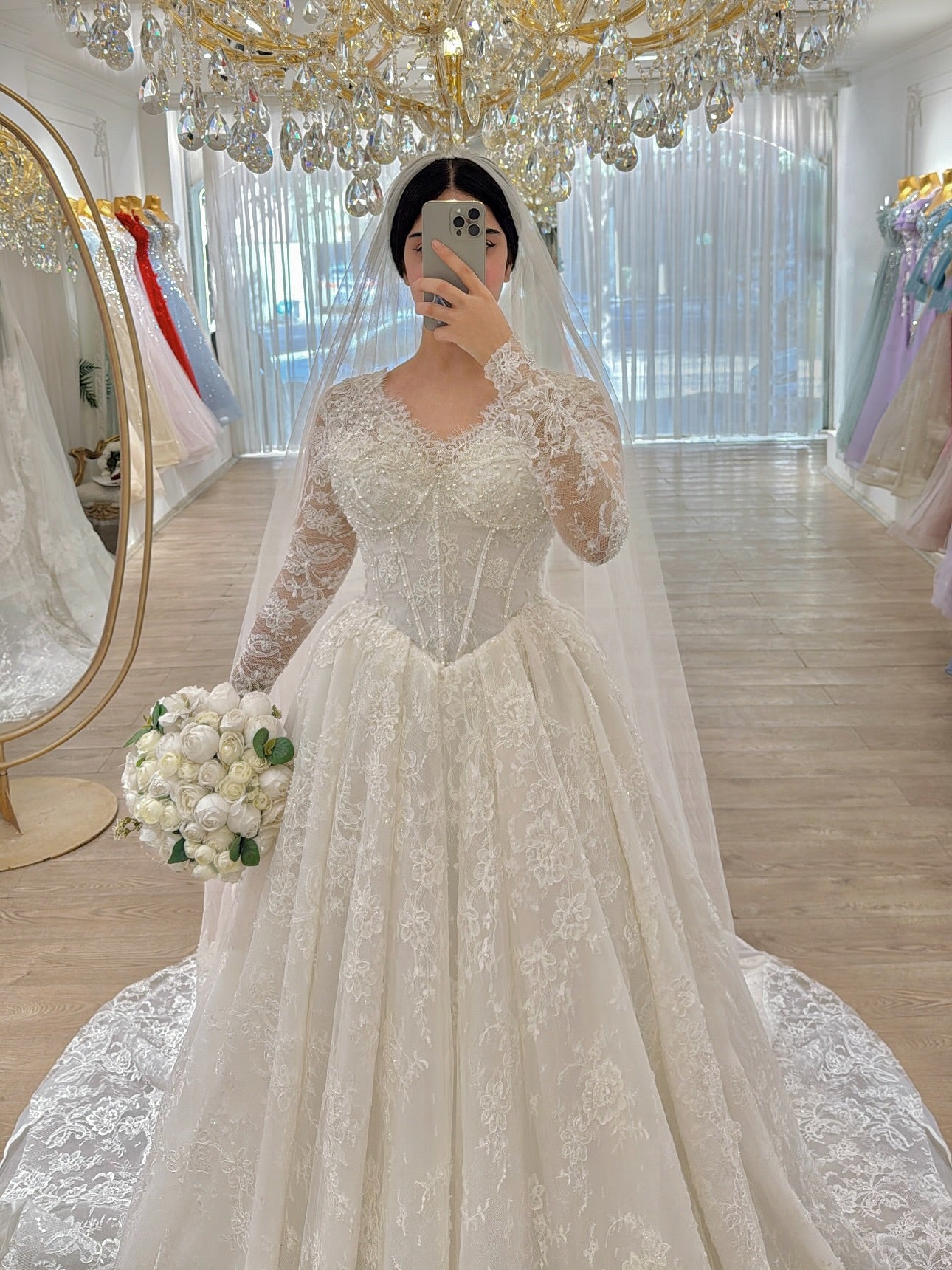 Corset Lace Ball Gown Wedding Dress with Long Sleeves
