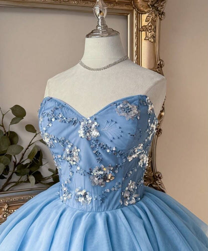 Strapless Sweetheart Beaded Tulle Homecoming Dress