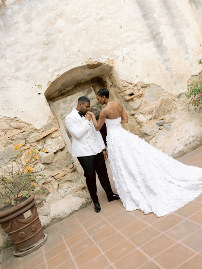 Strapless Ruffled Ball Gown Wedding Dress