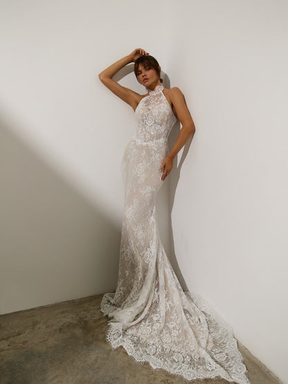 Halter High-Neck Lace Mermaid Wedding Dress