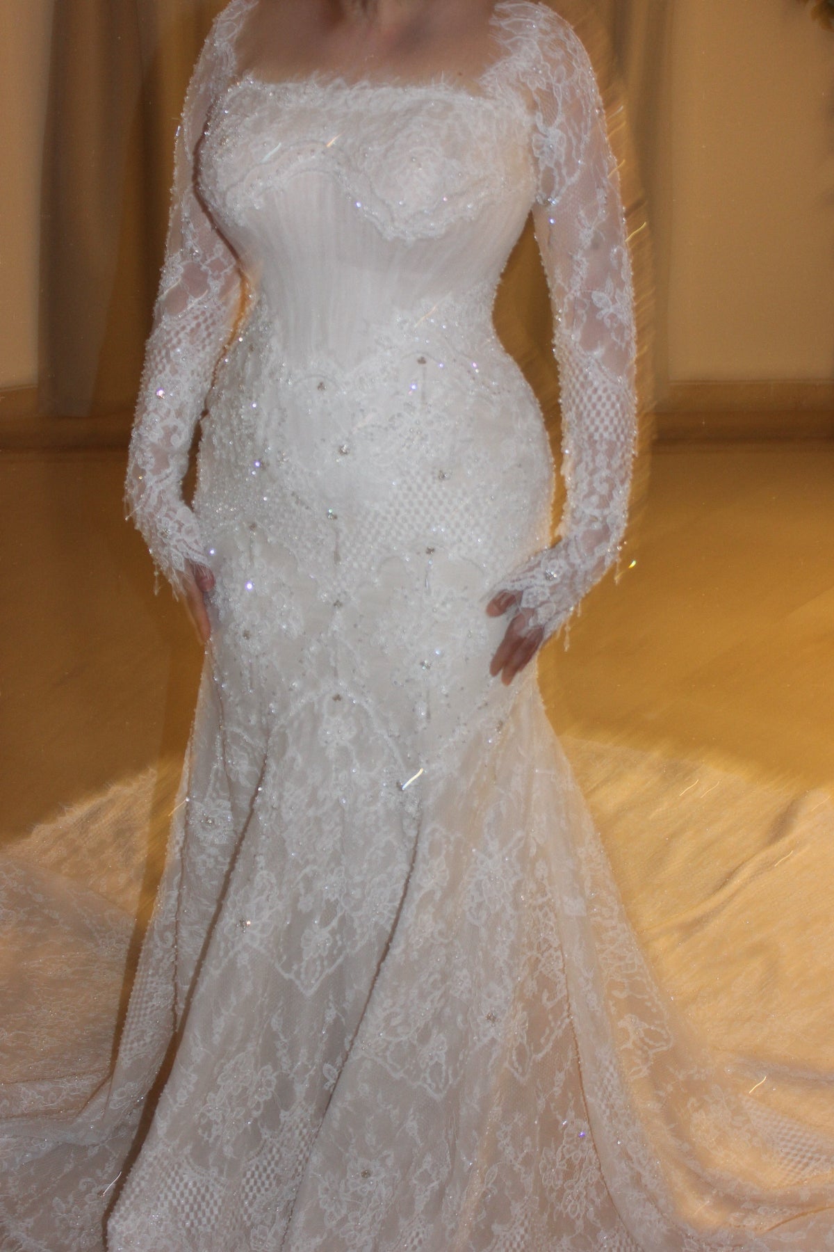 Lace Mermaid Wedding Dress with Long Sleeves