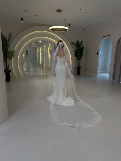 Off-the-Shoulder Long Sleeve Lace Mermaid Wedding Dress