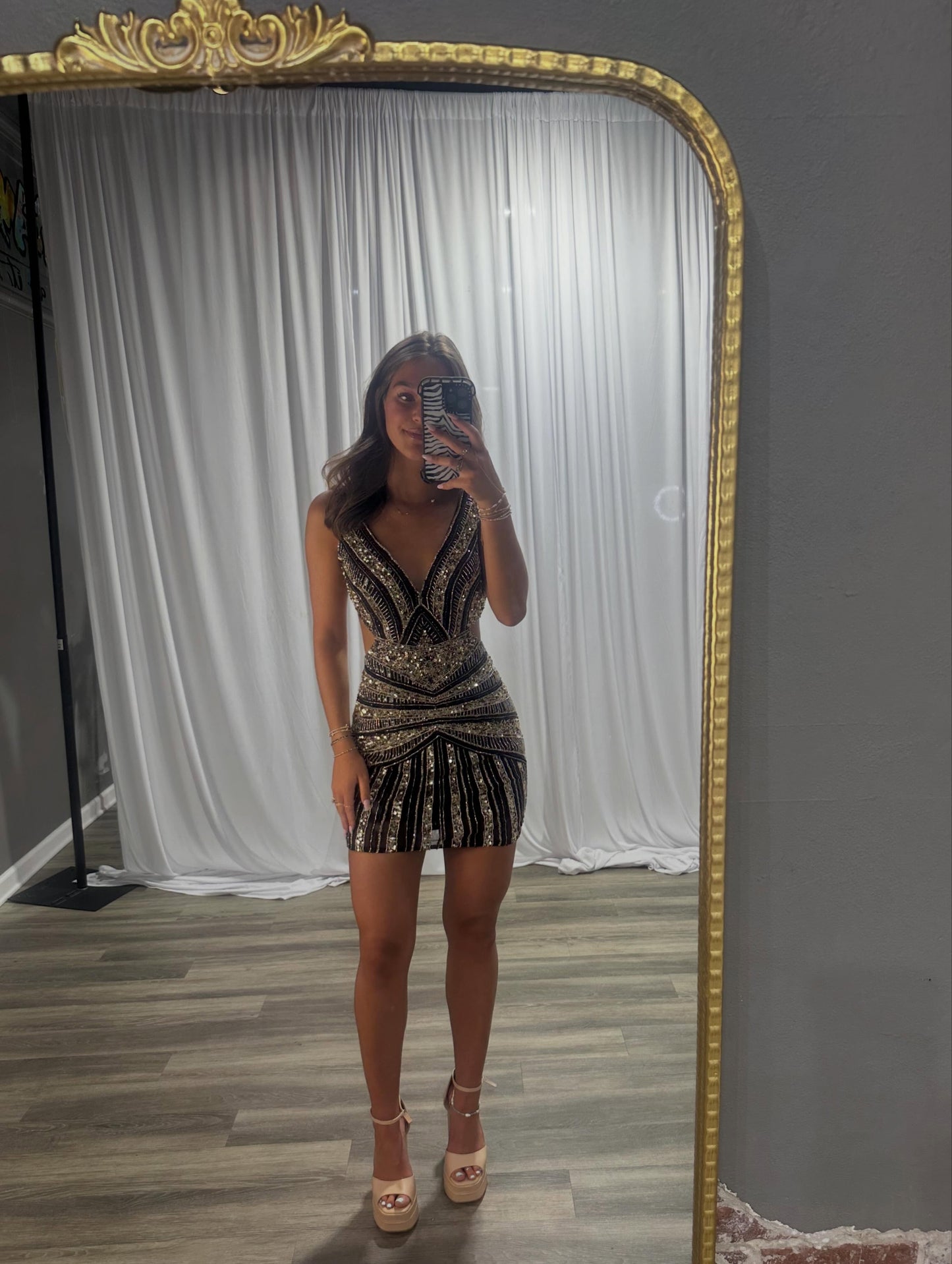 Sequined Deep V-Neck Backless Bodycon Dress