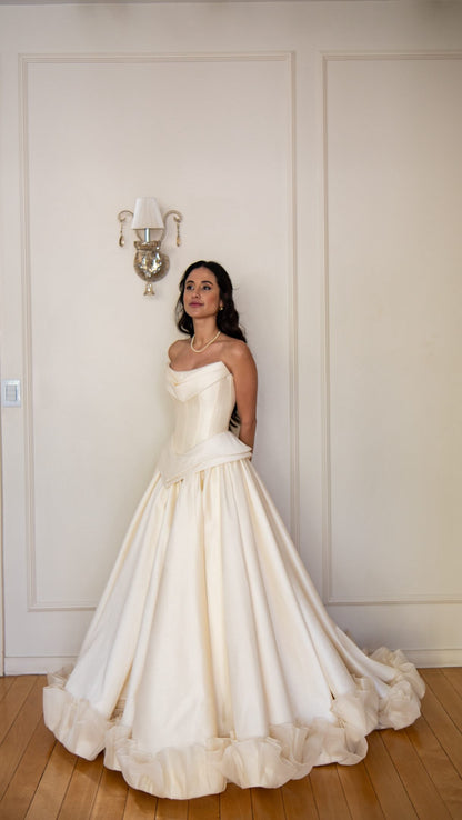 Strapless Basque Waist Ball Gown Wedding Dress