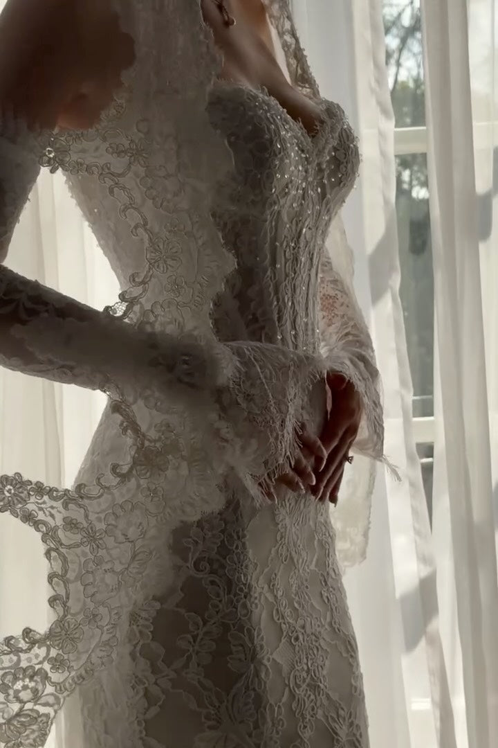 Long Sleeve Lace Sheath Wedding Dress with Sweetheart Neckline