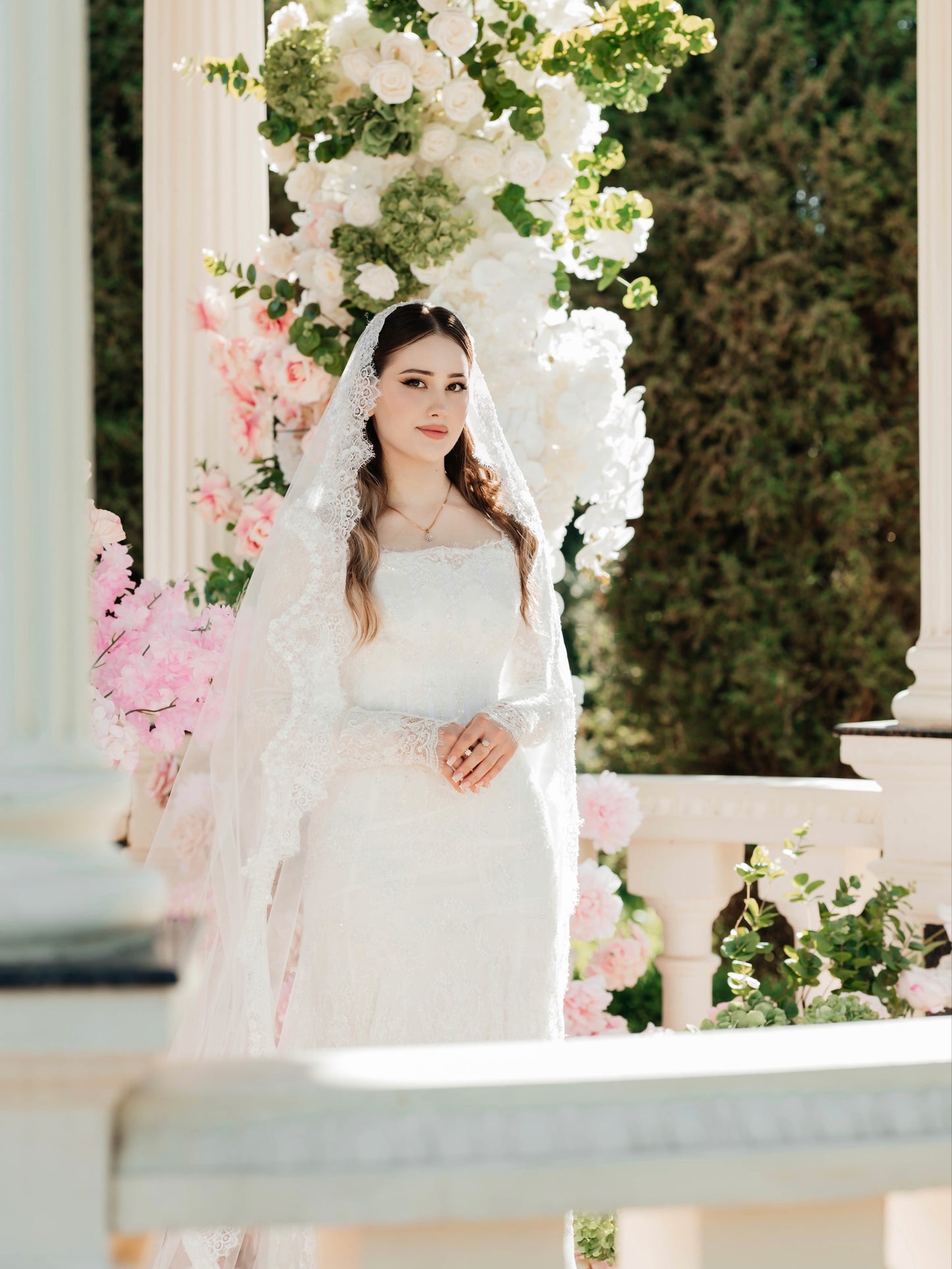 Square Neck Long Sleeve Lace Trumpet Wedding Dress