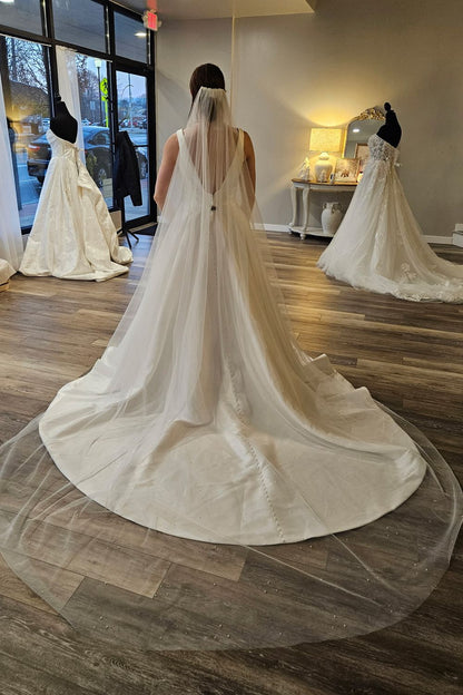 Minimalist V-Neck A-Line Wedding Dress