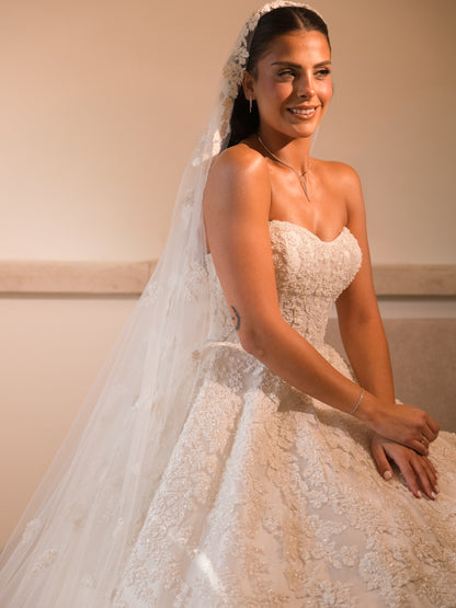 Strapless Sweetheart Lace Ball Gown Wedding Dress