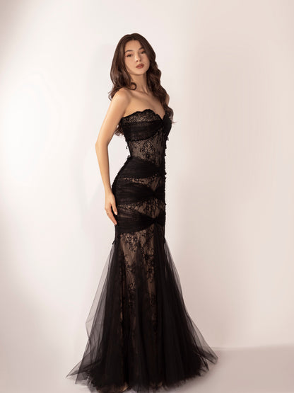 Strapless Lace and Tulle Mermaid Evening Gown