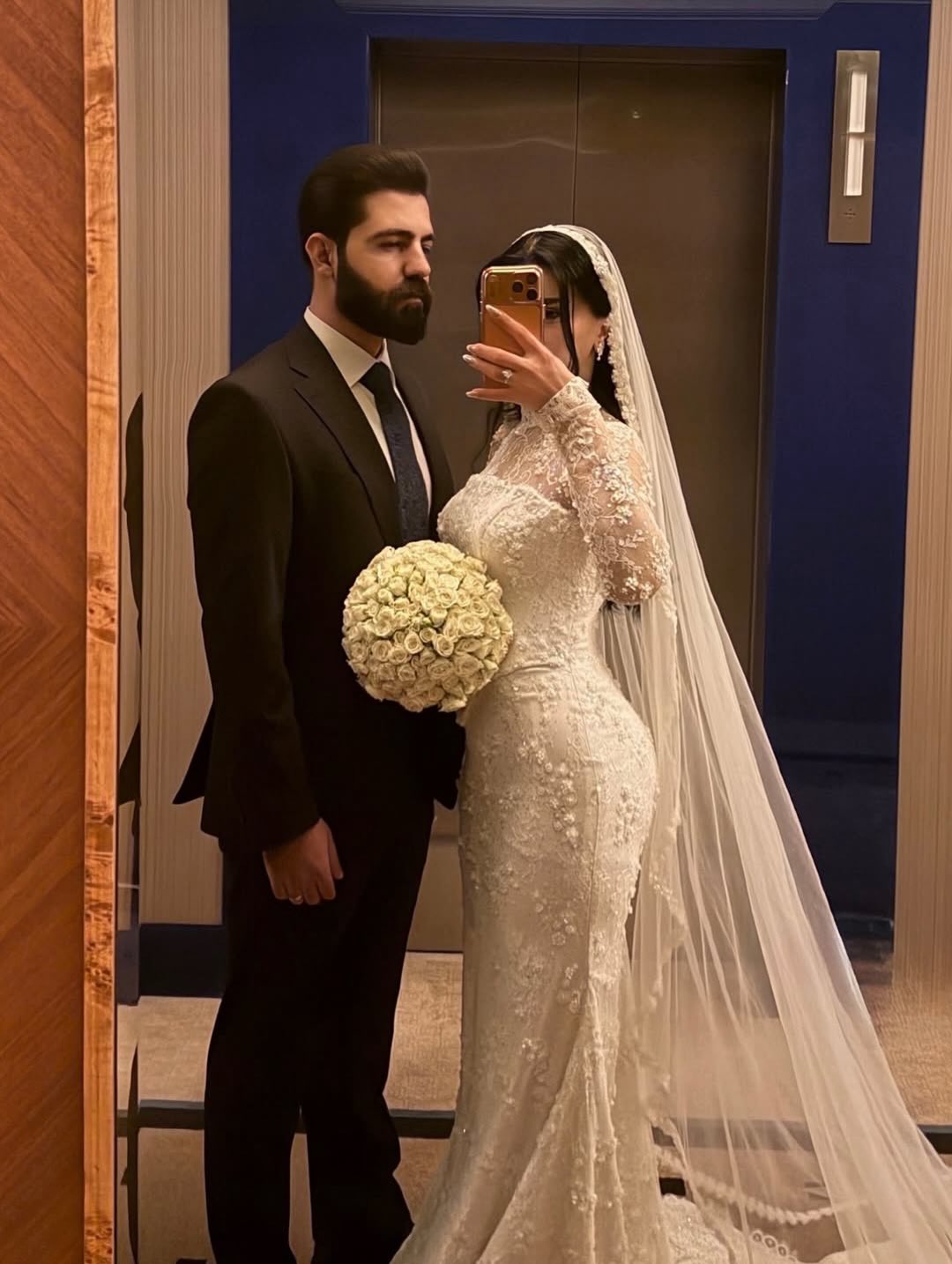 High Neck Lace Mermaid Wedding Dress with Long Sleeves