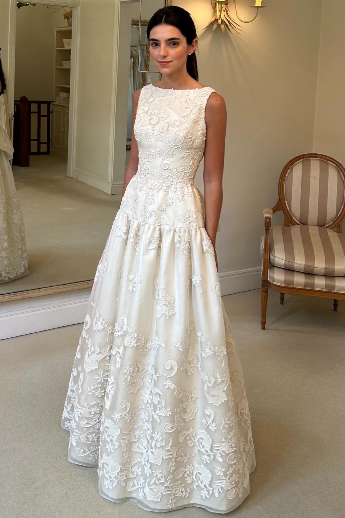 Floral Lace Bateau Drop-Waist Wedding Dress