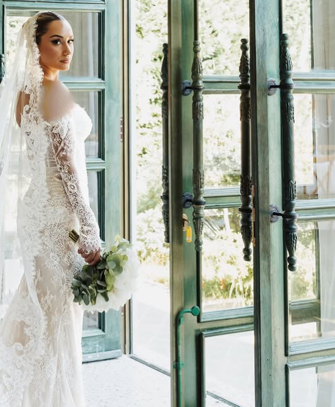 Off-Shoulder Lace Corset Wedding Dress