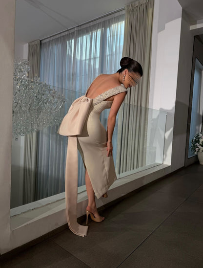 Elegant Beaded Scoop Neck Dress with Statement Back Bow