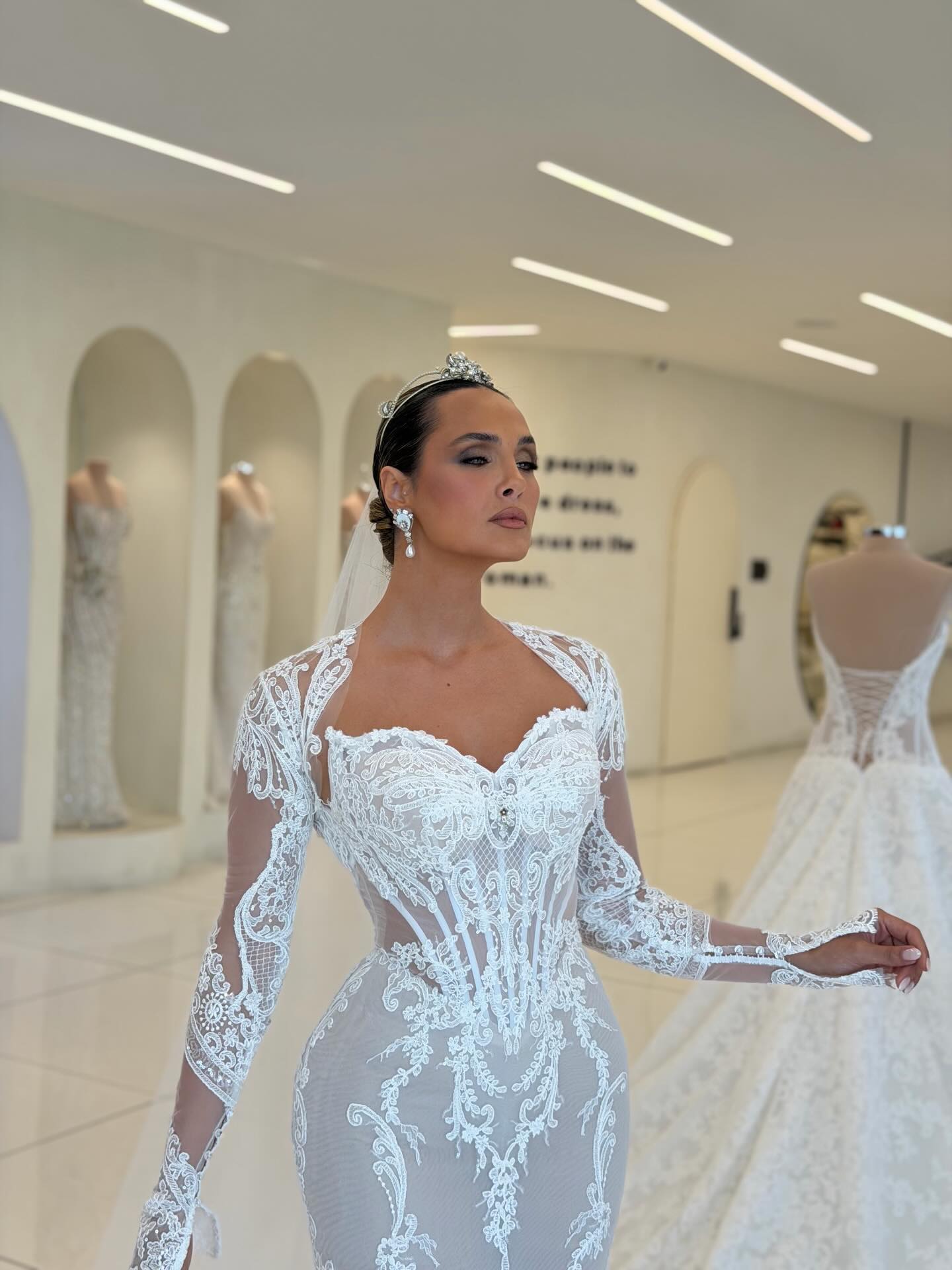 Lace Mermaid Wedding Dress with Ruffle Skirt