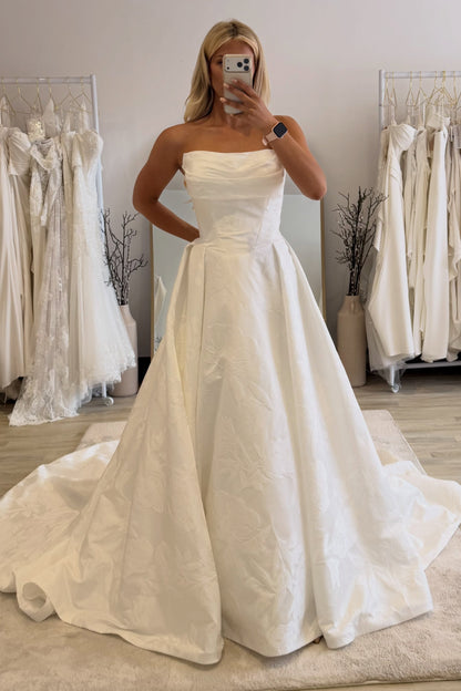 Strapless Floral Jacquard Ball Gown Wedding Dress