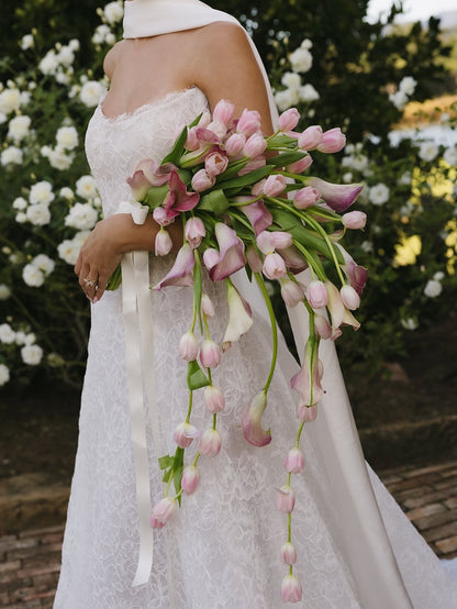 Lace Strapless Scoop Neck A-Line Wedding Dress