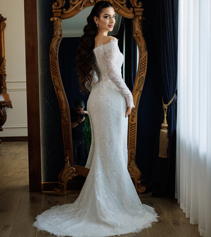 Off-the-Shoulder Lace Mermaid Wedding Dress