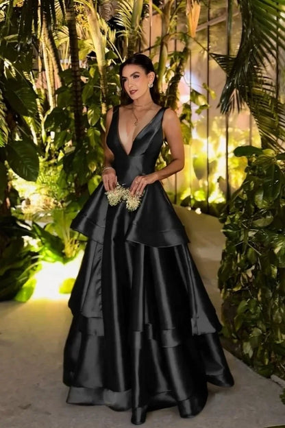 Peacock V-Neck Three-layer Ruffles Elegant Prom Dress