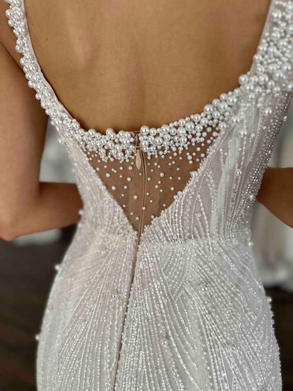 Mermaid Sleeveless Back Zipper Pearl Beaded Wedding Dress