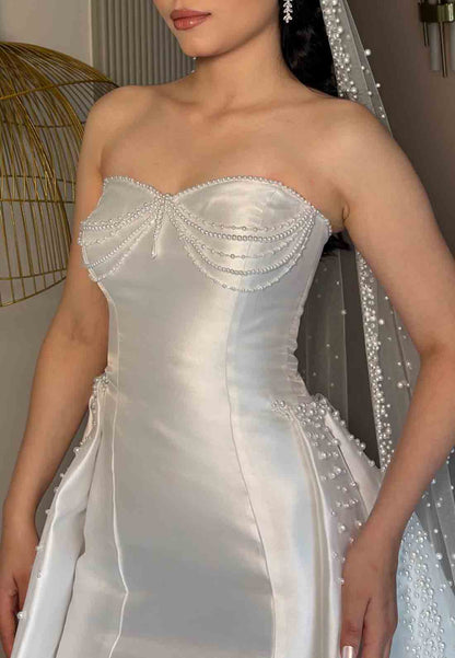 Satin A-Line Sweetheart Court Train Strapless Empire Wedding Dresses with Pearls