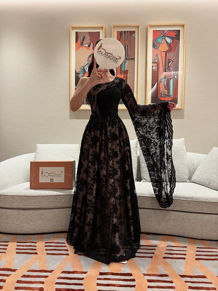 Black Lace One Shoulder Long Sleeve A-Line Evening Dress