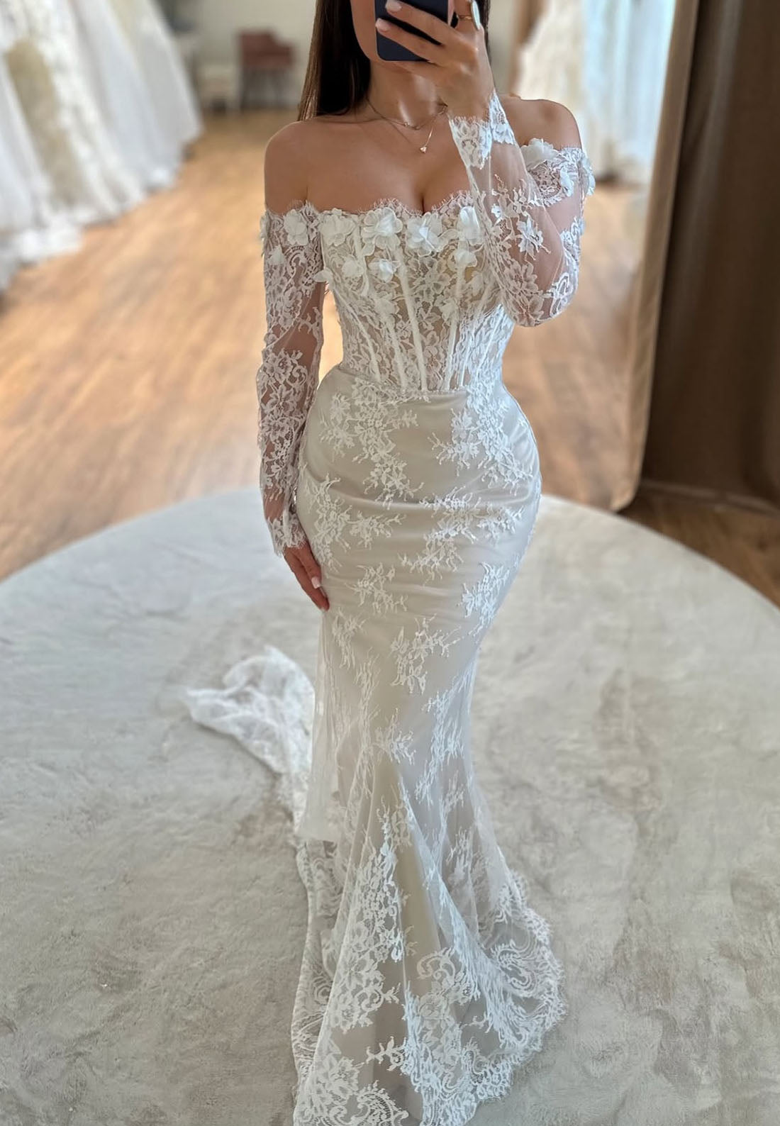 Off the Shoulder Lace Bridal Dresses Long Sleeves Mermaid Wedding Dresses