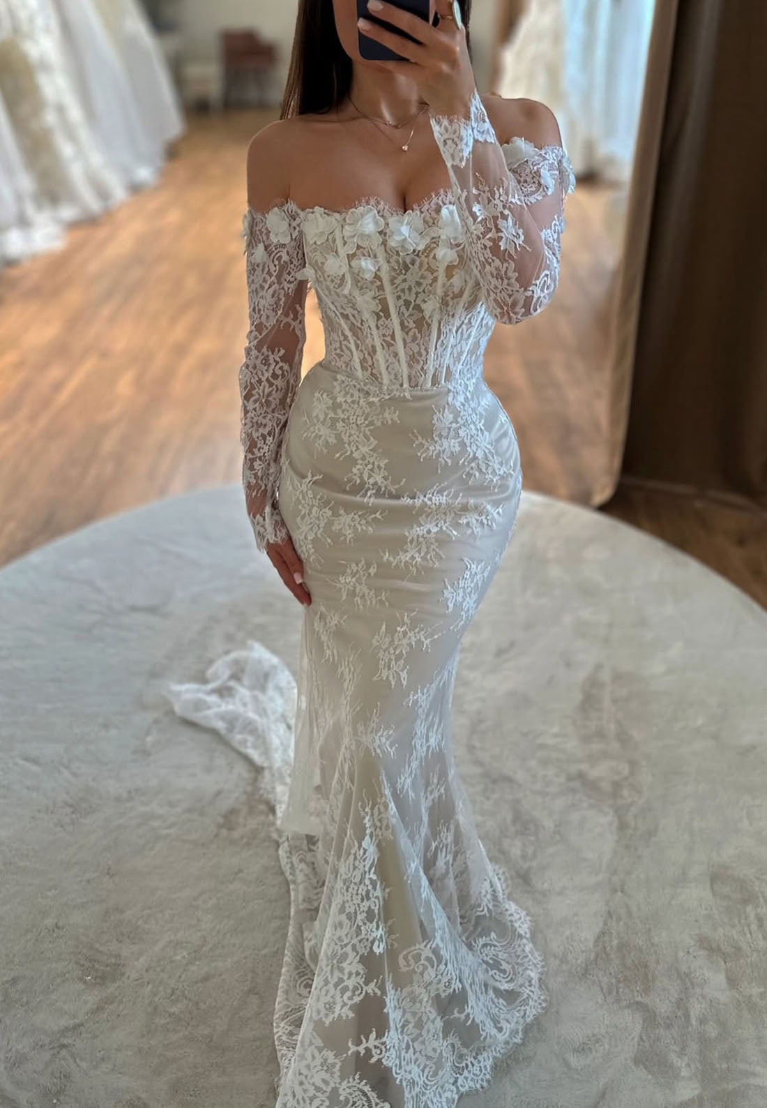 Off the Shoulder Lace Bridal Dresses Long Sleeves Mermaid Wedding Dresses