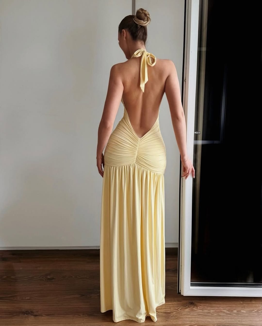 Appealing Yellow Halter Prom Dress V Neck Slimming with Split