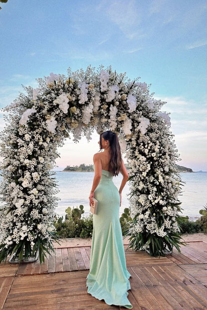 Elegant Mermaid Strapless Mint Green Sleeveless Prom Dress