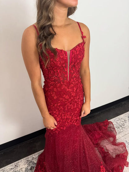 Red Spaghetti Straps Sleeveless Appliques Mermaid Tulle Prom Dress