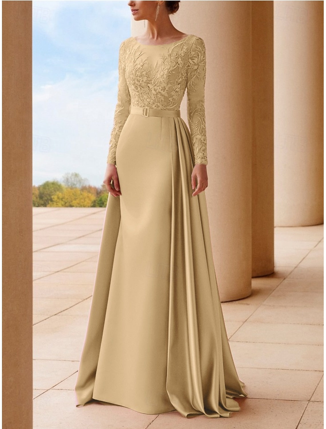 Long Sleeve Applique Mermaid Floor-Length Evening Dress
