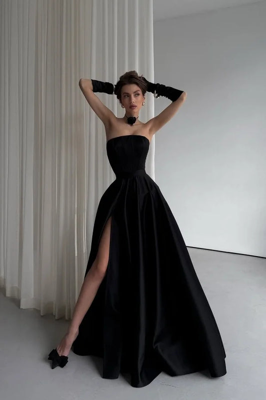 Black Charming Strapless Split Prom Dress With Neck