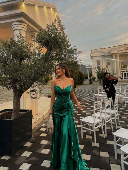 Strapless V Neck Sleeveless Long Prom Dress With Pleated Ruffle