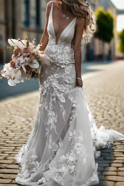 Deep V-Neck Sleeveless Mermaid Wedding Gown