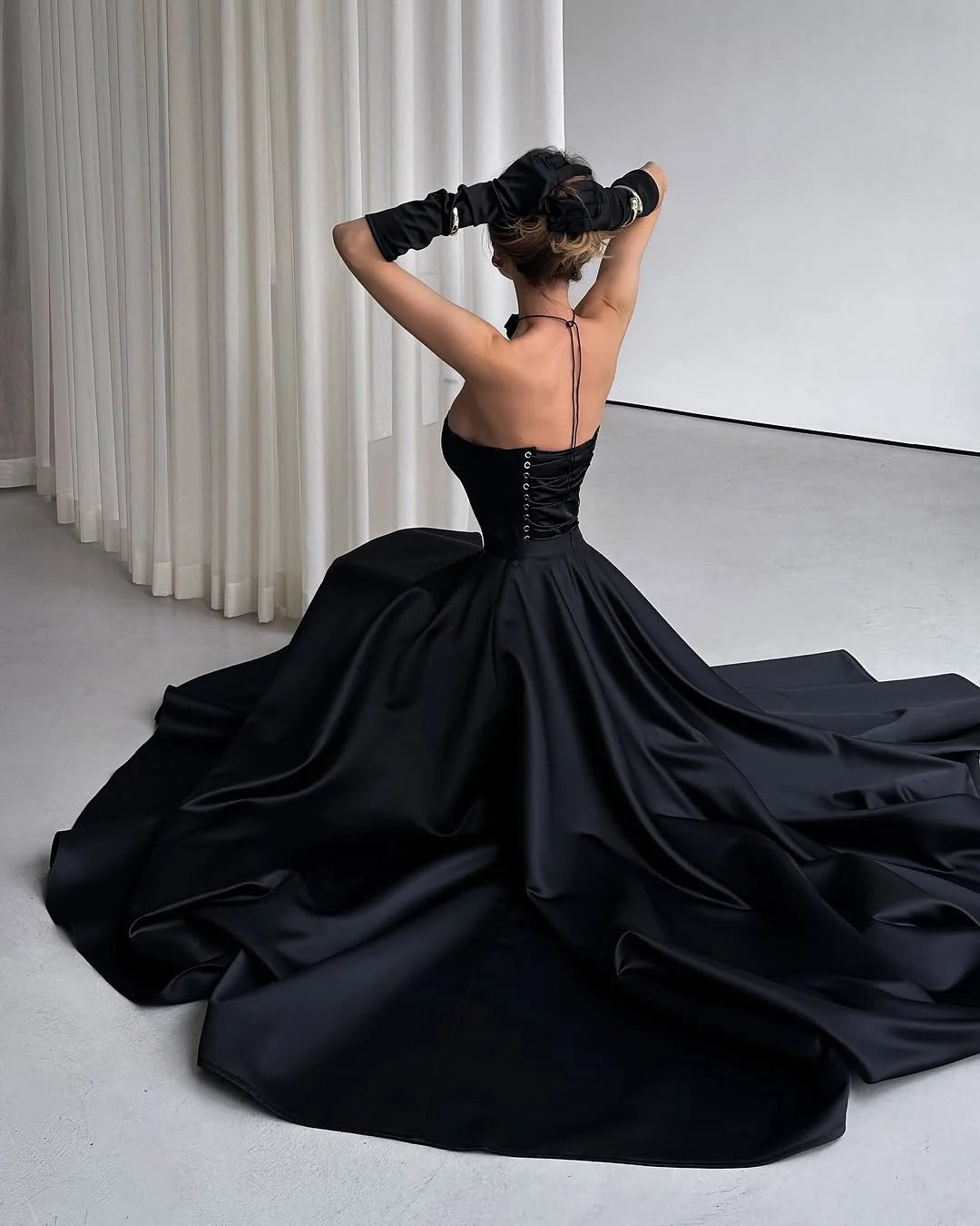 Black Charming Strapless Split Prom Dress With Neck