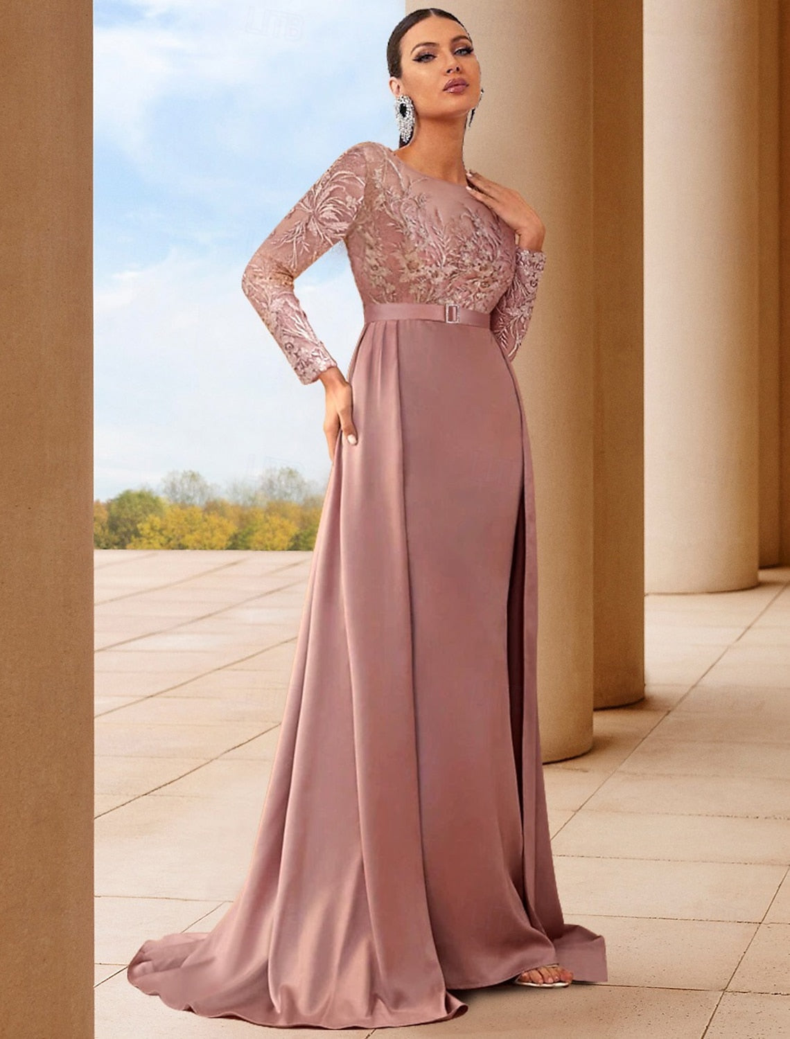 Long Sleeve Applique Mermaid Floor-Length Evening Dress