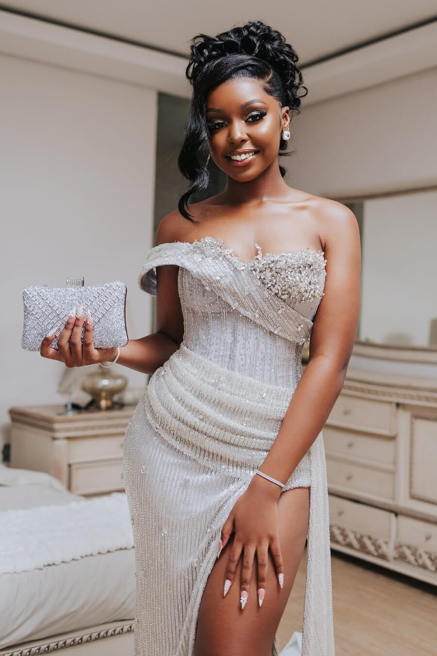 Modern Silver Off-the-Shoulder Sweetheart Mermaid Prom Dress