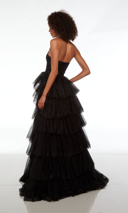 Black Sweetheart Prom Dress Sleeveless Applique Tulle with Gloves