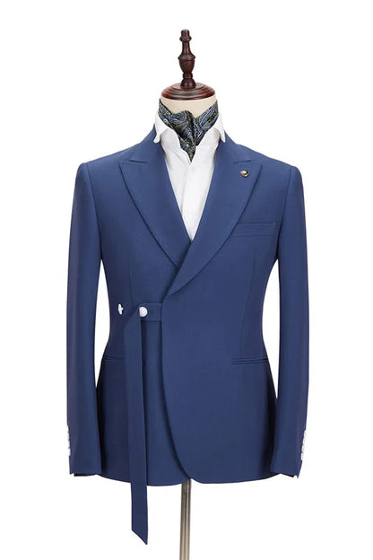 Stylish Dark Blue Groomsmen Outfits For Sale With Peaked Lapel Party