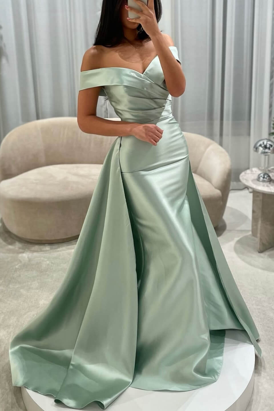 Off-Shoulder Sweetheart Mermaid Evening Gowns