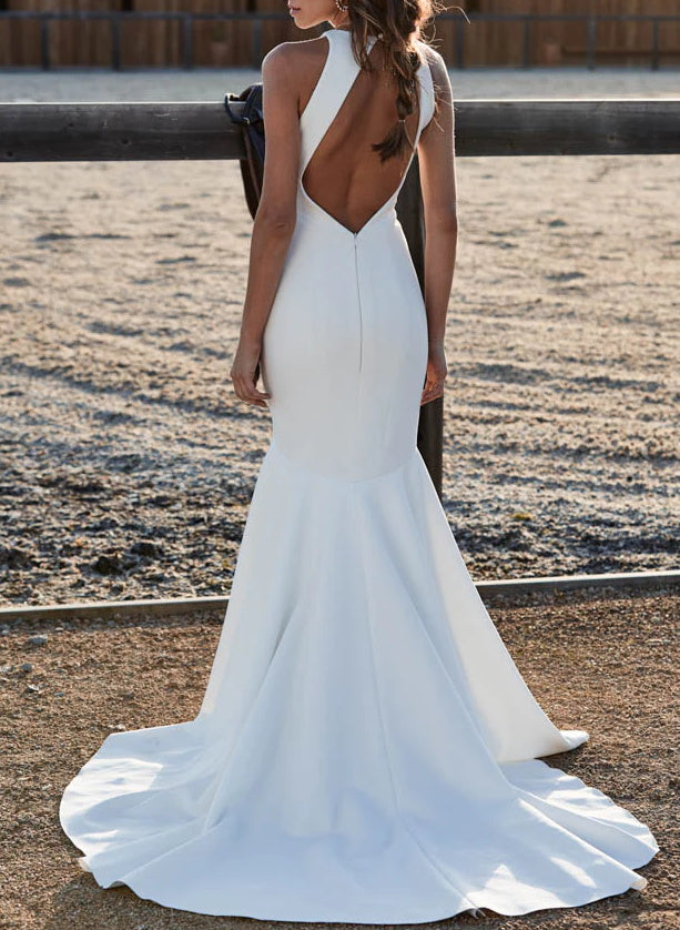 Elegant Mermaid Fitted Back Hole Wedding Dress
