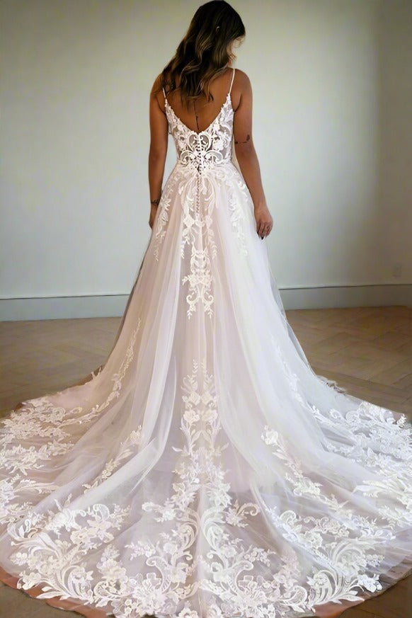 Spaghetti-Straps Sleeveless A-Line Lace Wedding Gowns