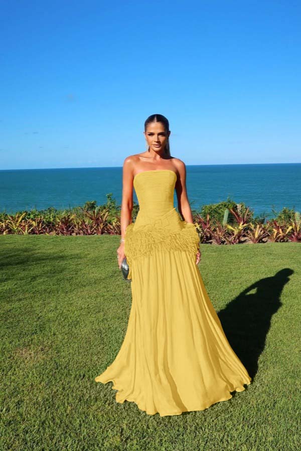 Chiffon Strapless Sleeveless Long A-Line Prom Dress With Pleated And Feathers