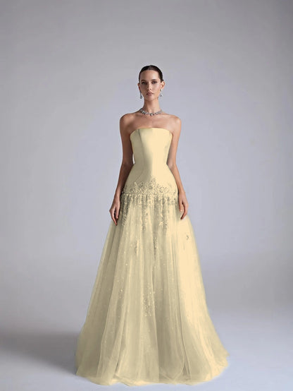 Strapless Sleeveless Long Pleated A-Line Prom Dress With Flower Appliqués