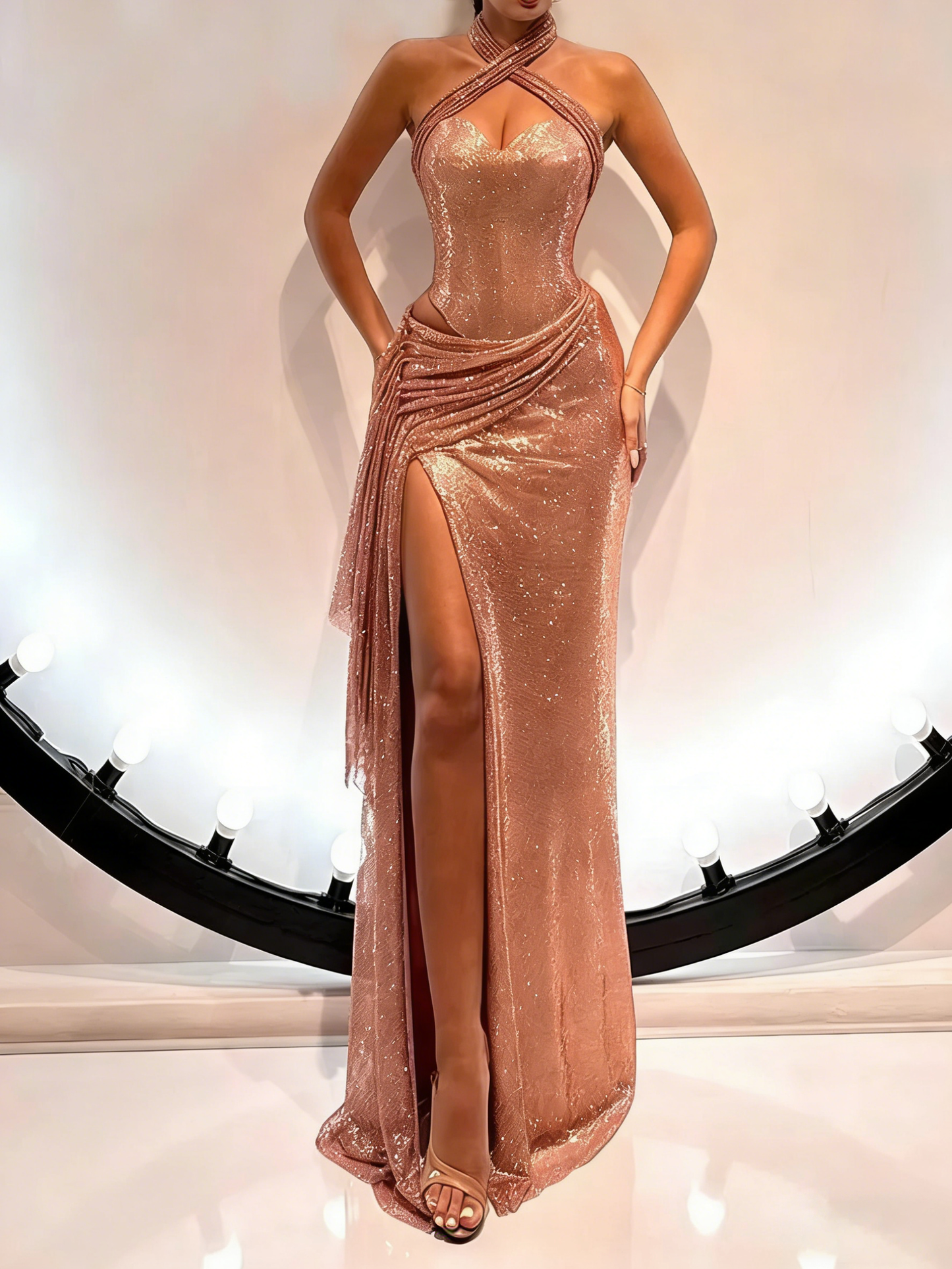 Graceful Sheath Halter Sequin Floor-Length Prom Dress