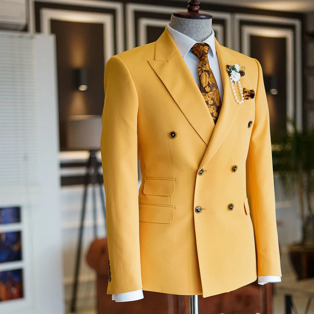 Popular Yellow Double Breasted Bepoke Party Evening Suits With Peaked Lapel Party