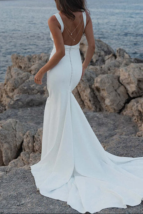 Simple Scoop-Neck Sleeveless Satin Pleated Sweep Train Mermaid Wedding Dress